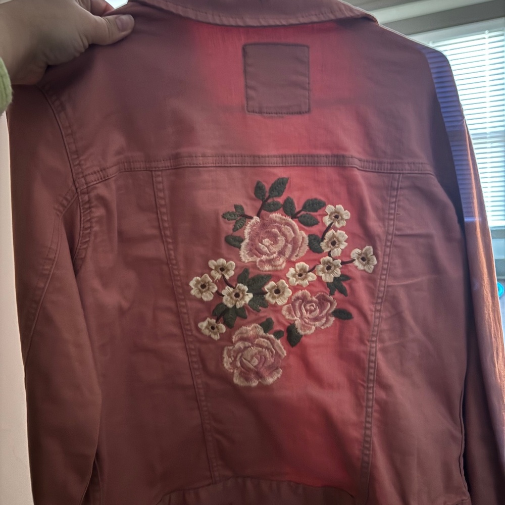 Lauren Conrad floral Jean jacket size L